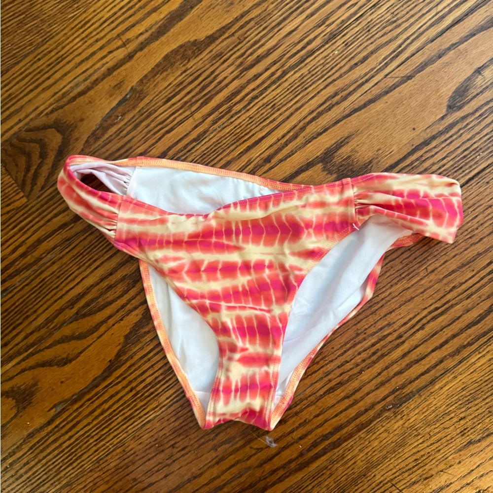 Bikini bottoms: orange, yellow, pink
